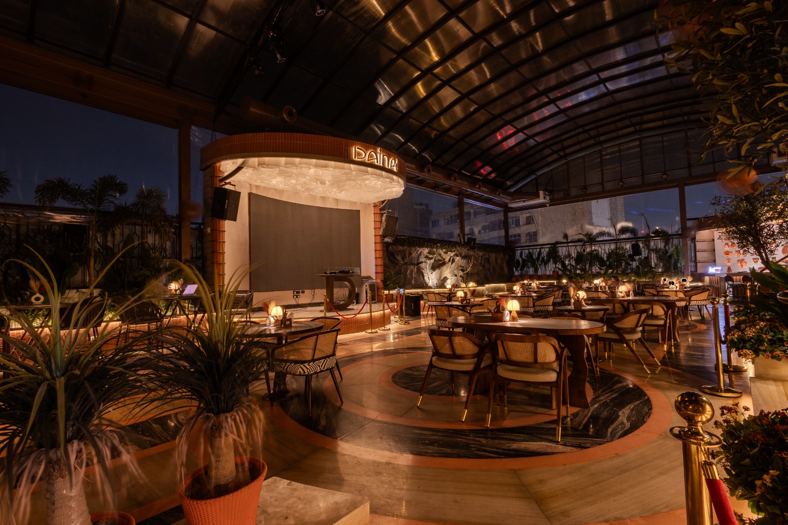DAINA Retractable Rooftop Amphitheater